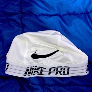 Nike skull cap